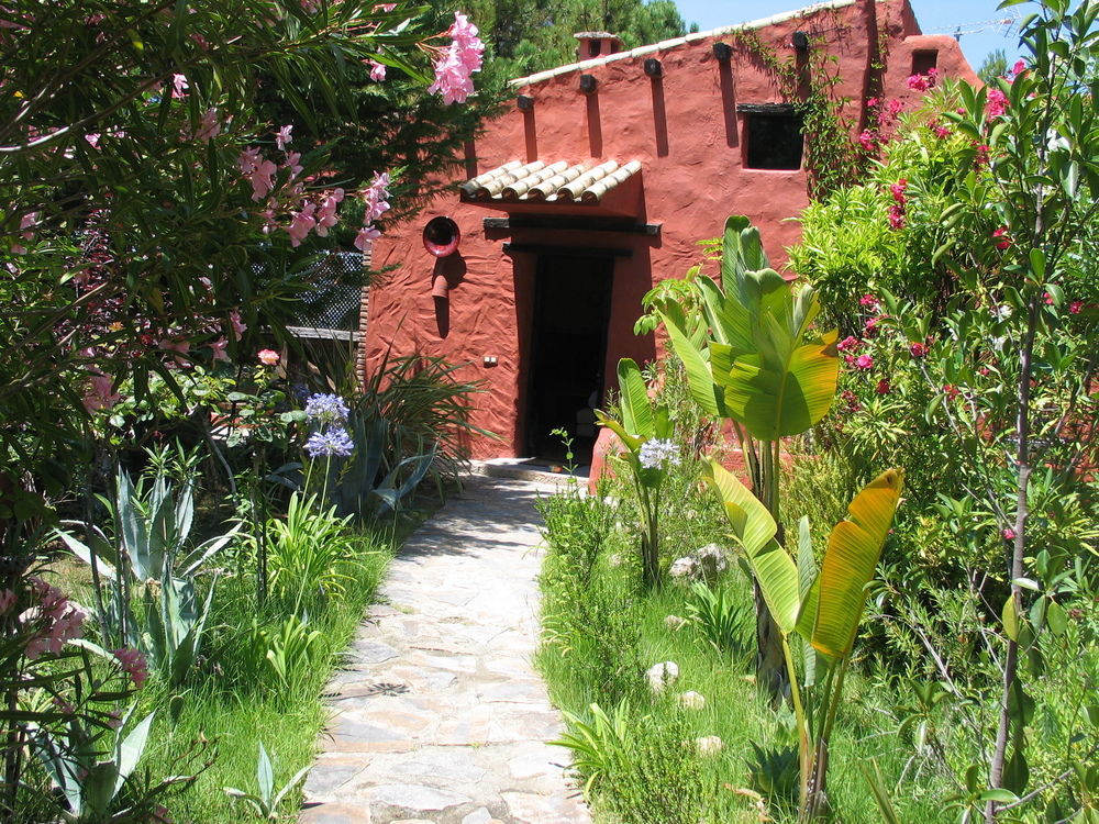 Ddg Retreat Hotel Casares Exterior foto